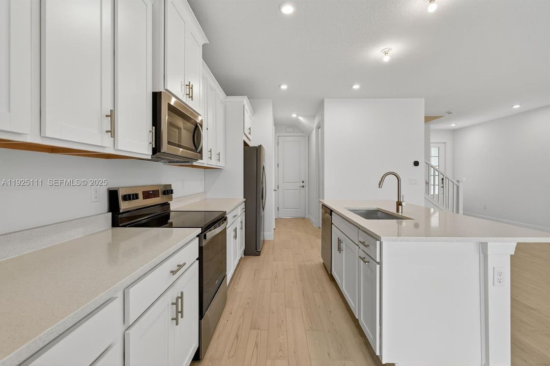 For Rent: $3,200 (3 beds, 2 baths, 0 Square Feet)