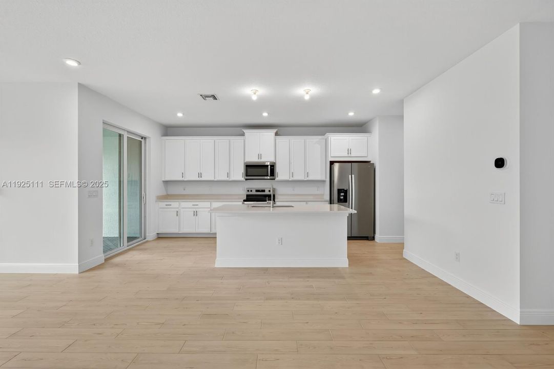 For Rent: $3,200 (3 beds, 2 baths, 0 Square Feet)