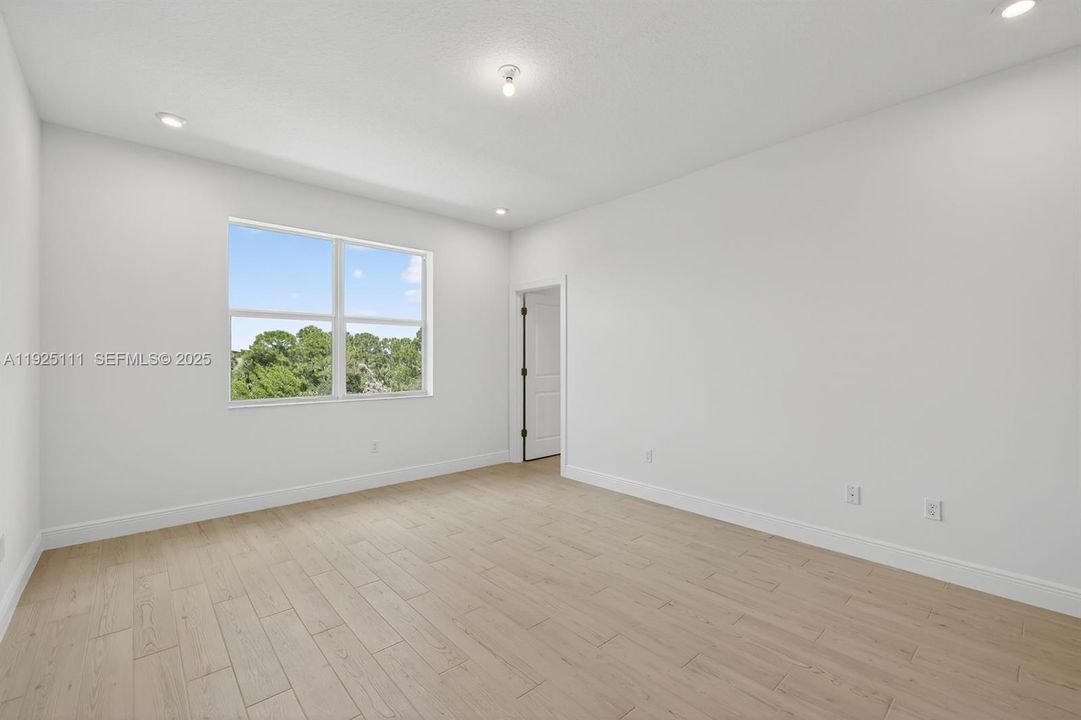 For Rent: $3,200 (3 beds, 2 baths, 0 Square Feet)