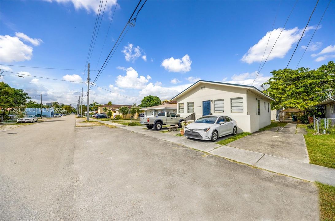 For Sale: $975,000 (0 beds, 0 baths, 1635 Square Feet)