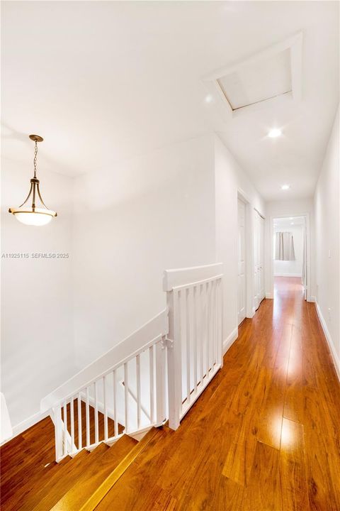 For Rent: $3,600 (3 beds, 2 baths, 1898 Square Feet)