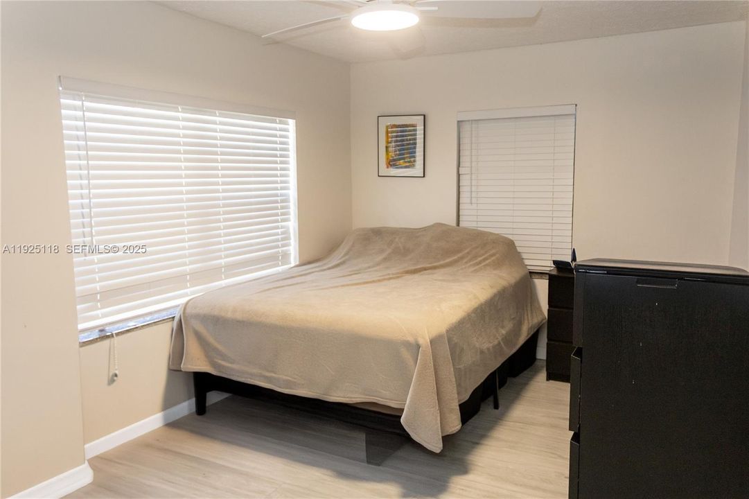 En Venta: $450,000 (2 camas, 1 baños, 858 Pies cuadrados)