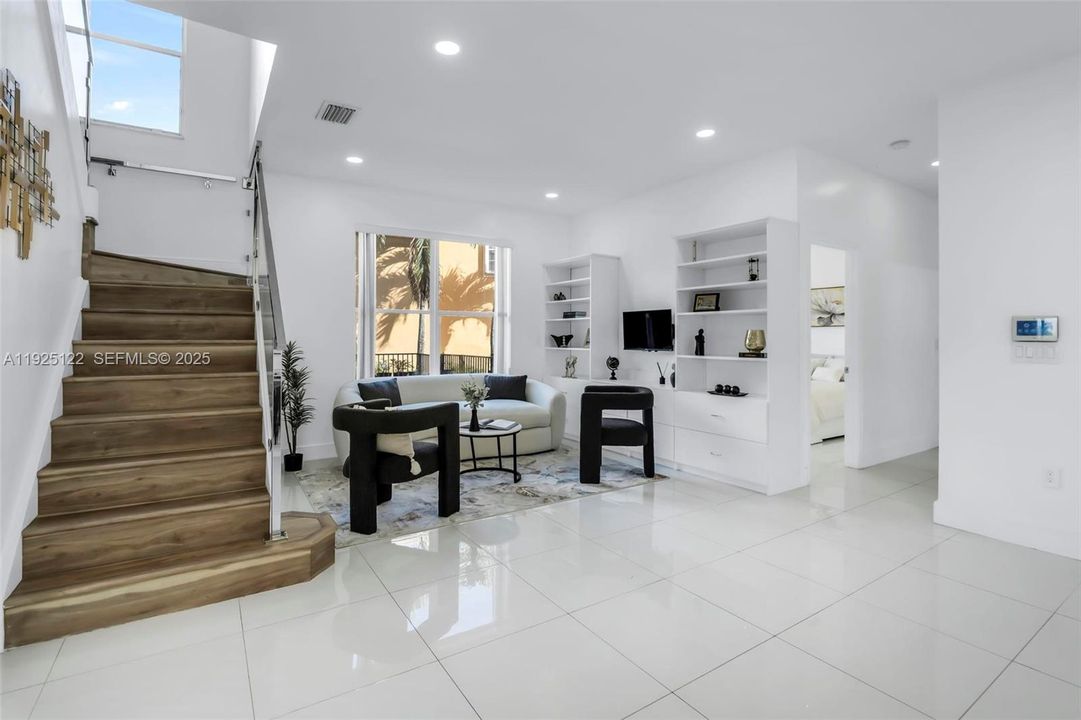 待售: $845,000 (5 贝兹, 3 浴室, 2637 平方英尺)