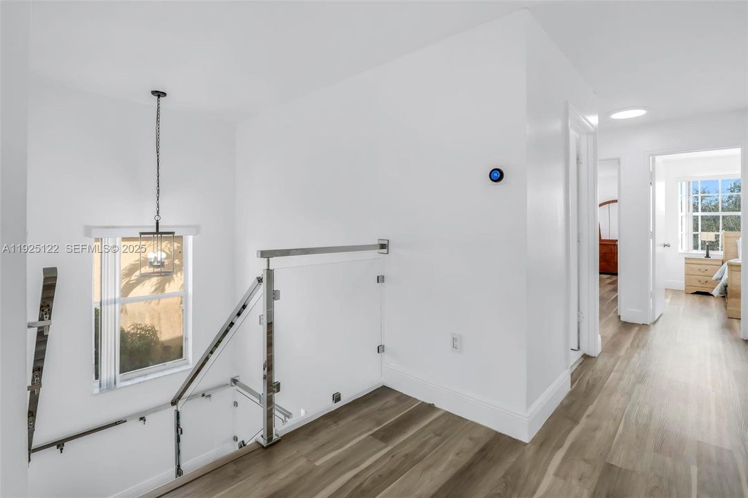 待售: $845,000 (5 贝兹, 3 浴室, 2637 平方英尺)