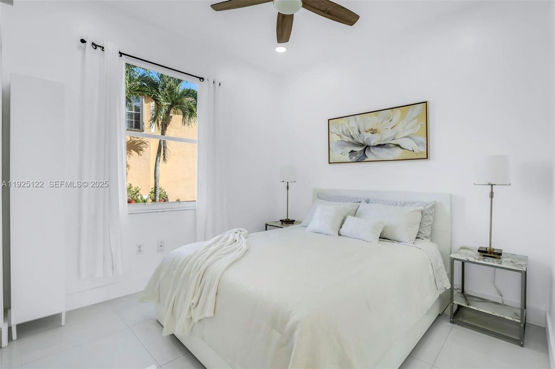 待售: $845,000 (5 贝兹, 3 浴室, 2637 平方英尺)