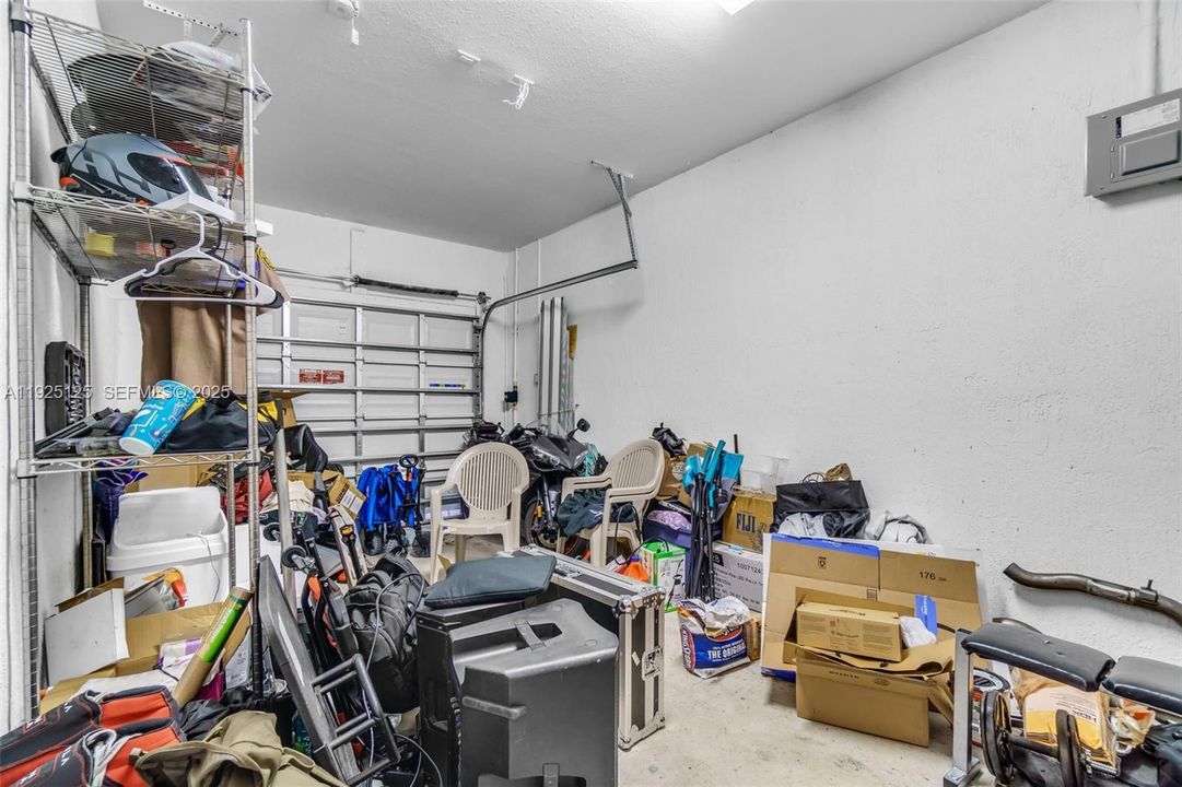 For Sale: $439,000 (3 beds, 2 baths, 1514 Square Feet)