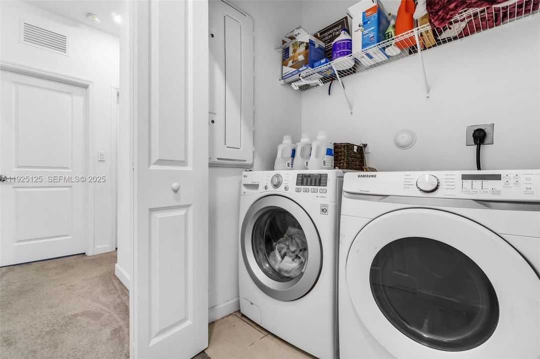 For Sale: $439,000 (3 beds, 2 baths, 1514 Square Feet)