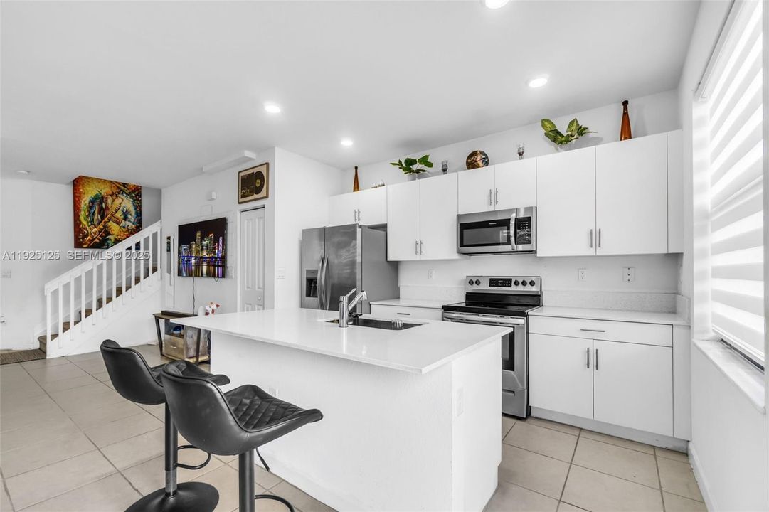 For Sale: $439,000 (3 beds, 2 baths, 1514 Square Feet)