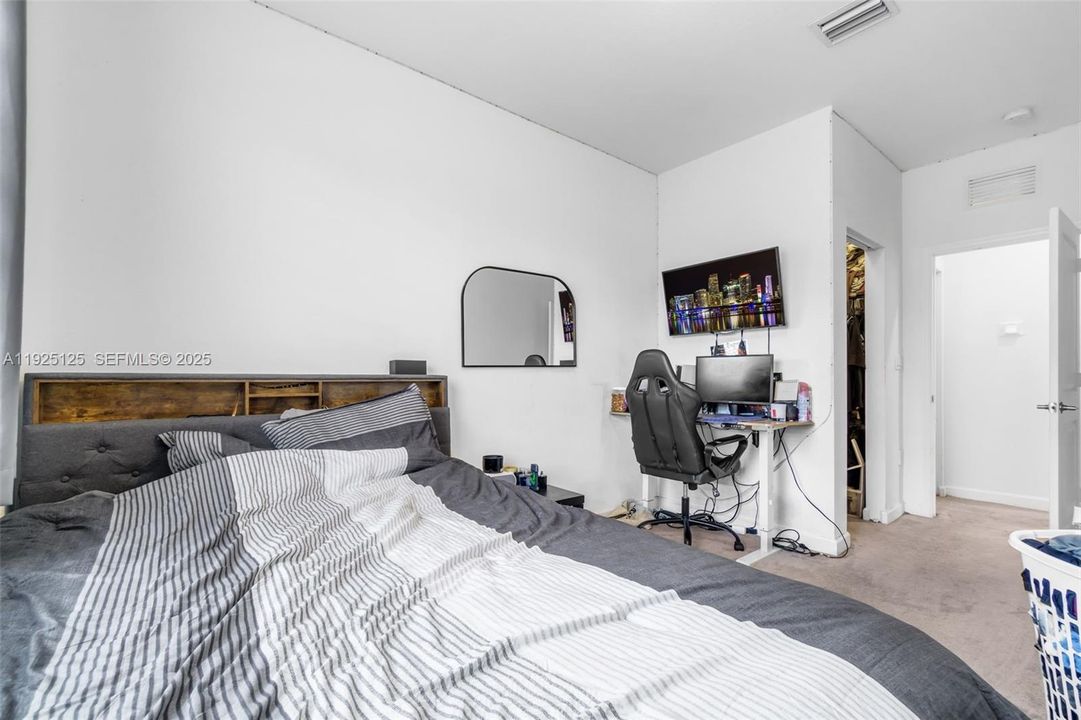 For Sale: $439,000 (3 beds, 2 baths, 1514 Square Feet)