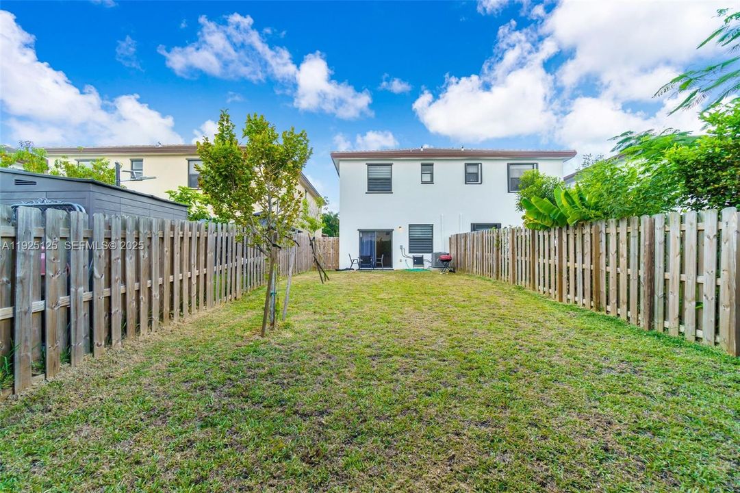 For Sale: $439,000 (3 beds, 2 baths, 1514 Square Feet)