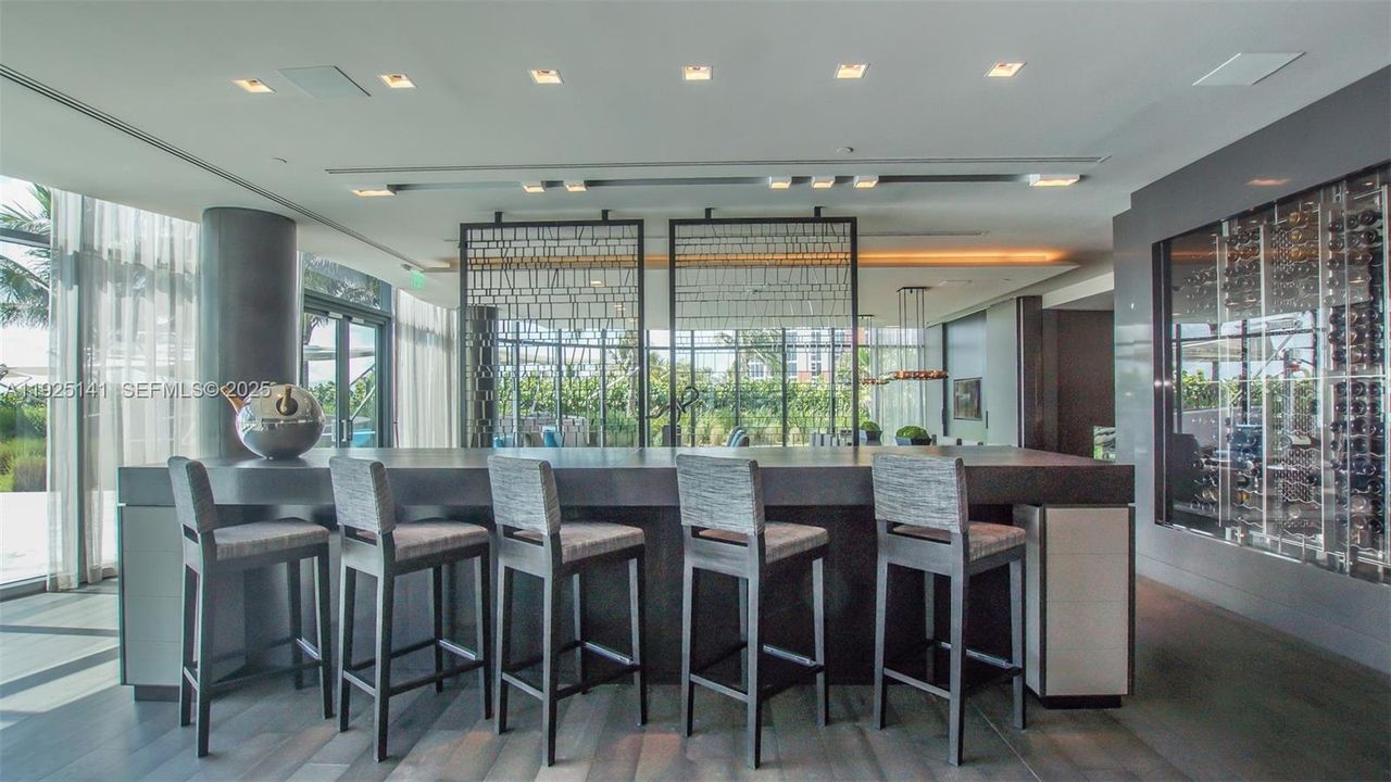 В аренду: $55,000 (4 спален, 5 ванн, 4992 Квадратных фут)