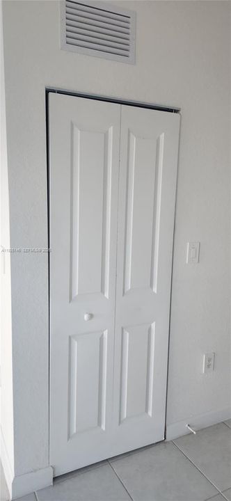 出租: $2,375 (3 贝兹, 2 浴室, 1393 平方英尺)