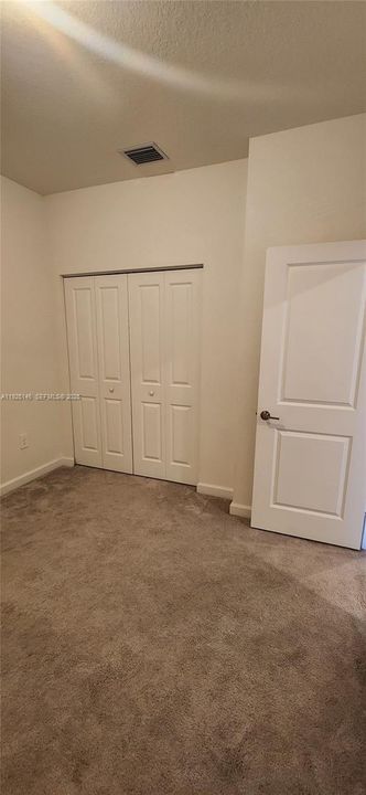 出租: $2,375 (3 贝兹, 2 浴室, 1393 平方英尺)