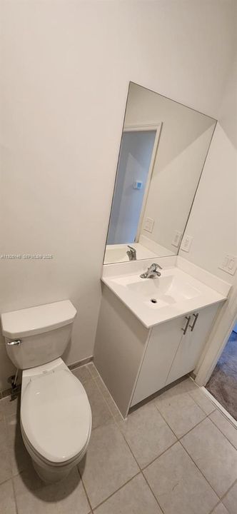 出租: $2,375 (3 贝兹, 2 浴室, 1393 平方英尺)