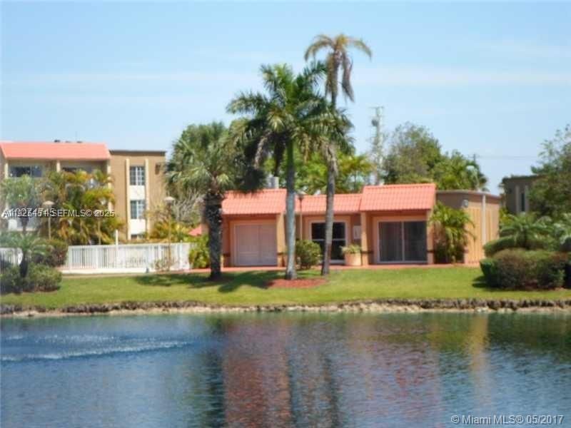 For Rent: $1,850 (1 beds, 1 baths, 810 Square Feet)