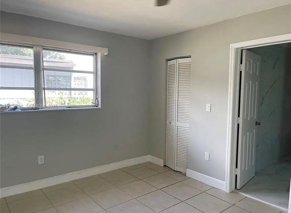 For Rent: $4,000 (3 beds, 2 baths, 1700 Square Feet)