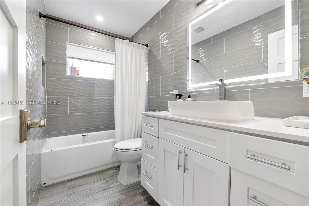 待售: $515,000 (2 贝兹, 2 浴室, 0 平方英尺)