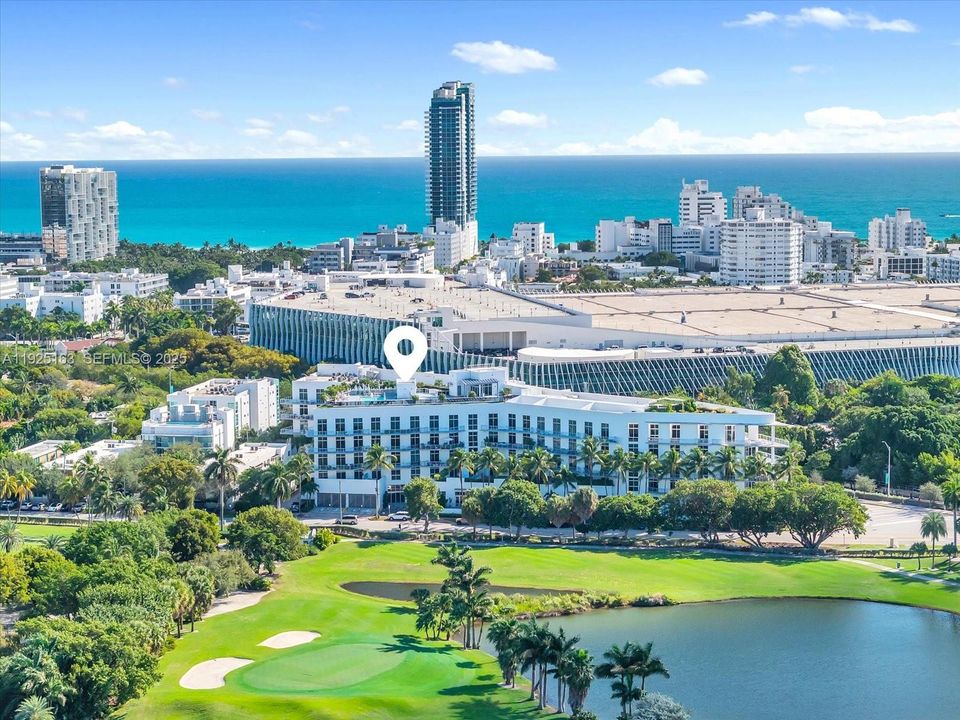 For Sale: $555,000 (1 beds, 1 baths, 864 Square Feet)