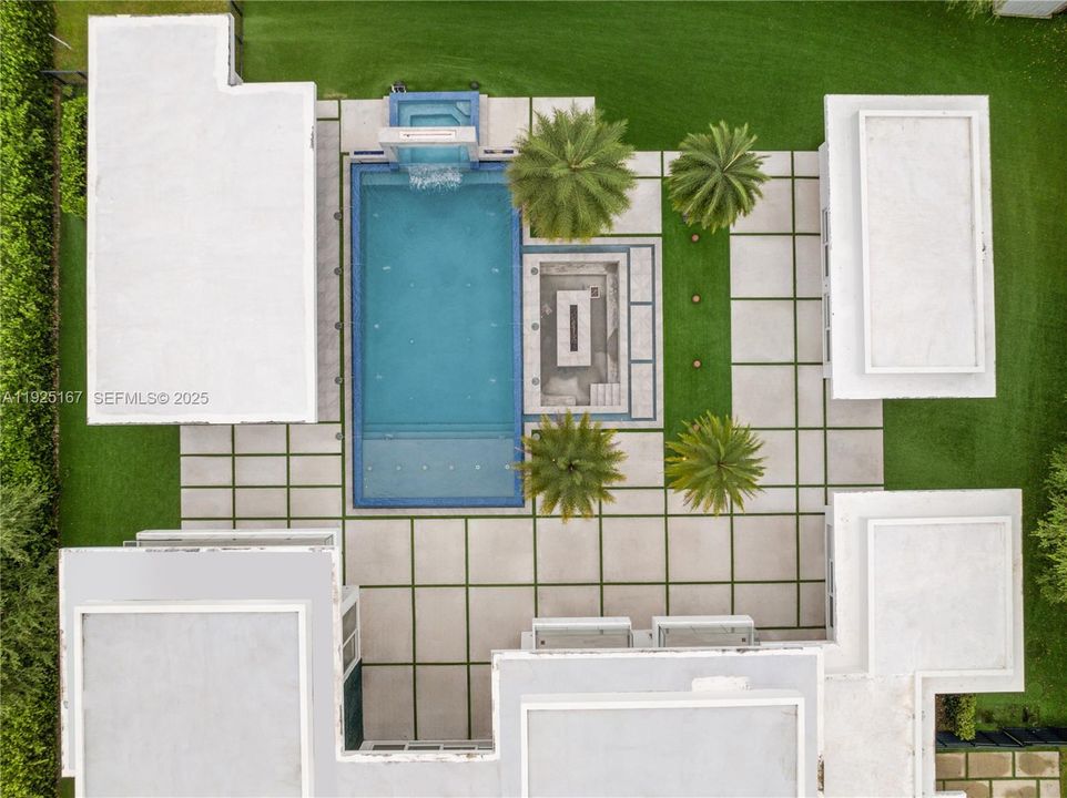 En Venta: $8,999,900 (8 camas, 10 baños, 10150 Pies cuadrados)