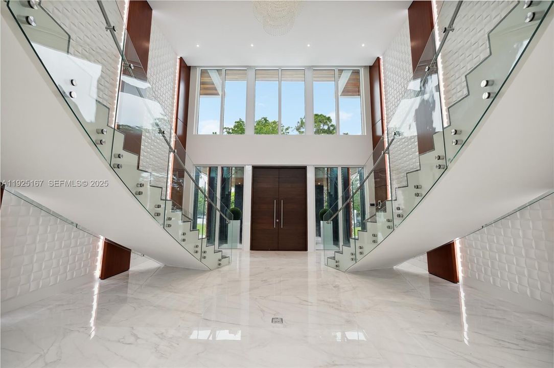 En Venta: $8,999,900 (8 camas, 10 baños, 10150 Pies cuadrados)