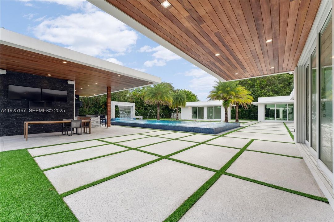 En Venta: $8,999,900 (8 camas, 10 baños, 10150 Pies cuadrados)