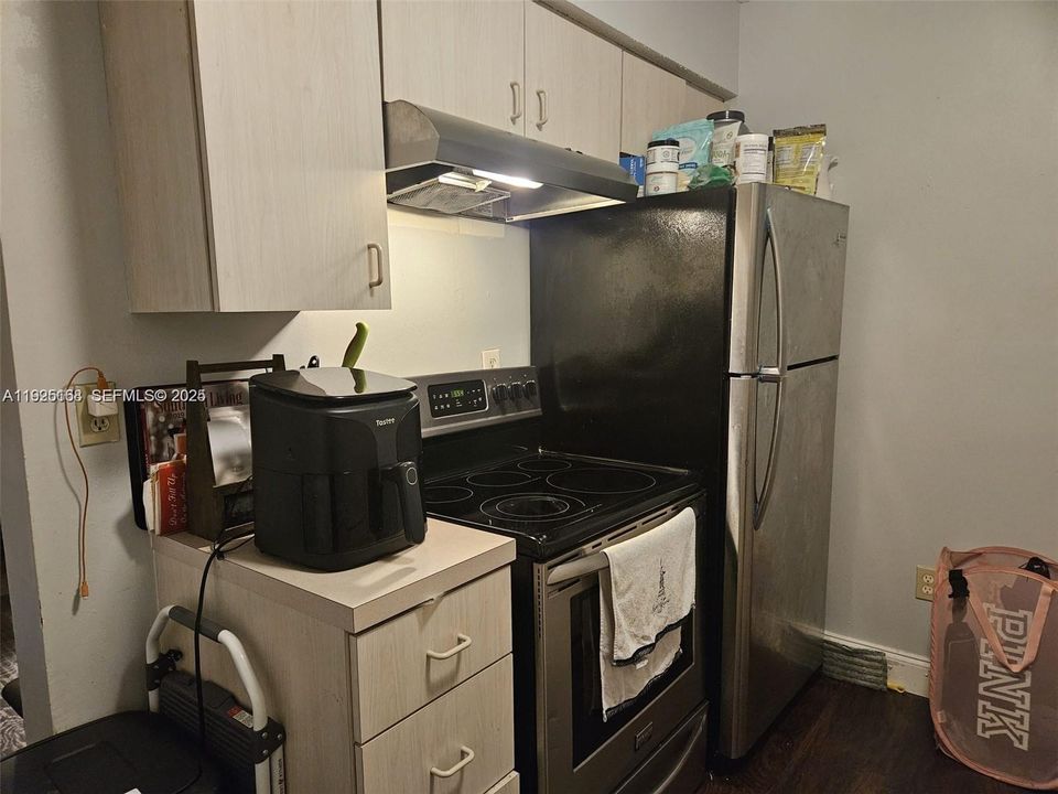 В аренду: $1,500 (1 спален, 1 ванн, 685 Квадратных фут)