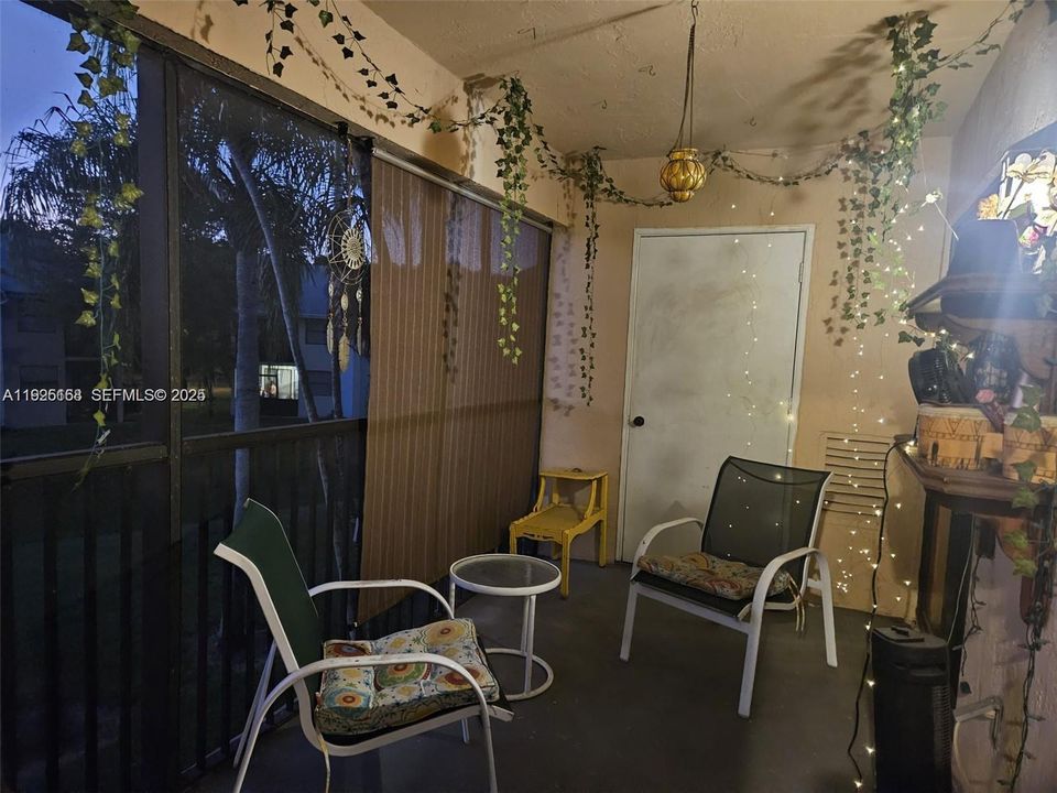 В аренду: $1,500 (1 спален, 1 ванн, 685 Квадратных фут)