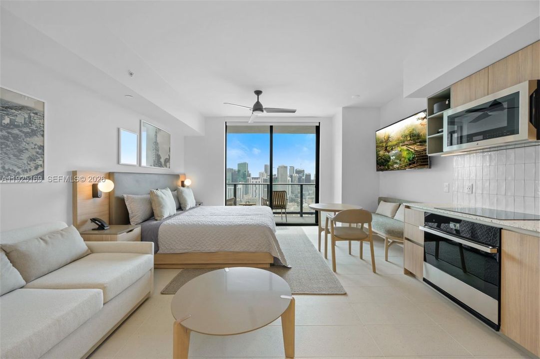 For Sale: $398,000 (0 beds, 1 baths, 367 Square Feet)