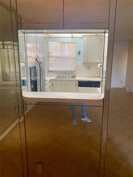 待售: $119,000 (2 贝兹, 2 浴室, 850 平方英尺)