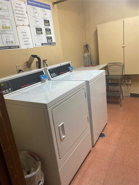 待售: $119,000 (2 贝兹, 2 浴室, 850 平方英尺)