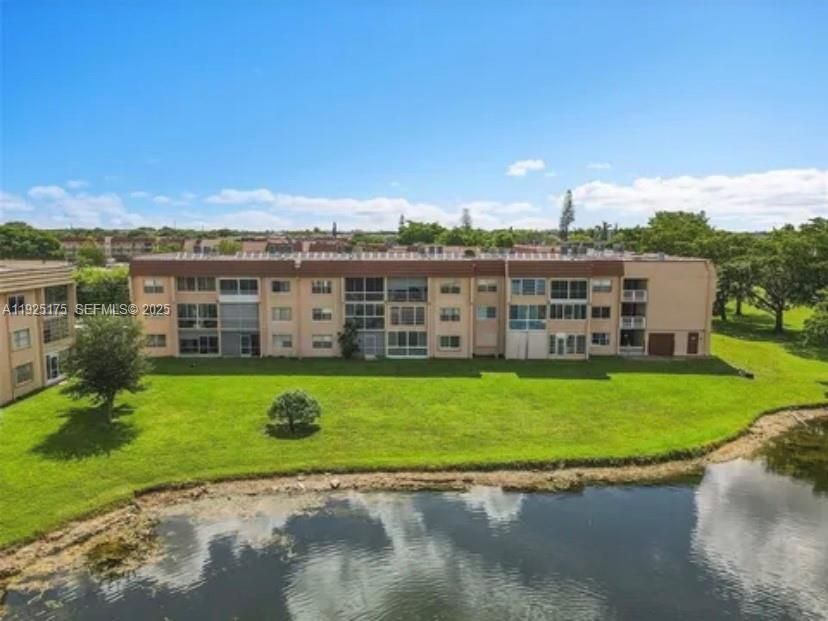 待售: $119,000 (2 贝兹, 2 浴室, 850 平方英尺)