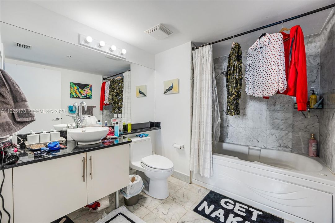 В аренду: $2,900 (1 спален, 1 ванн, 775 Квадратных фут)