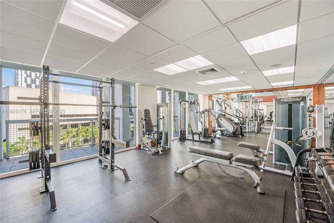 В аренду: $2,900 (1 спален, 1 ванн, 775 Квадратных фут)