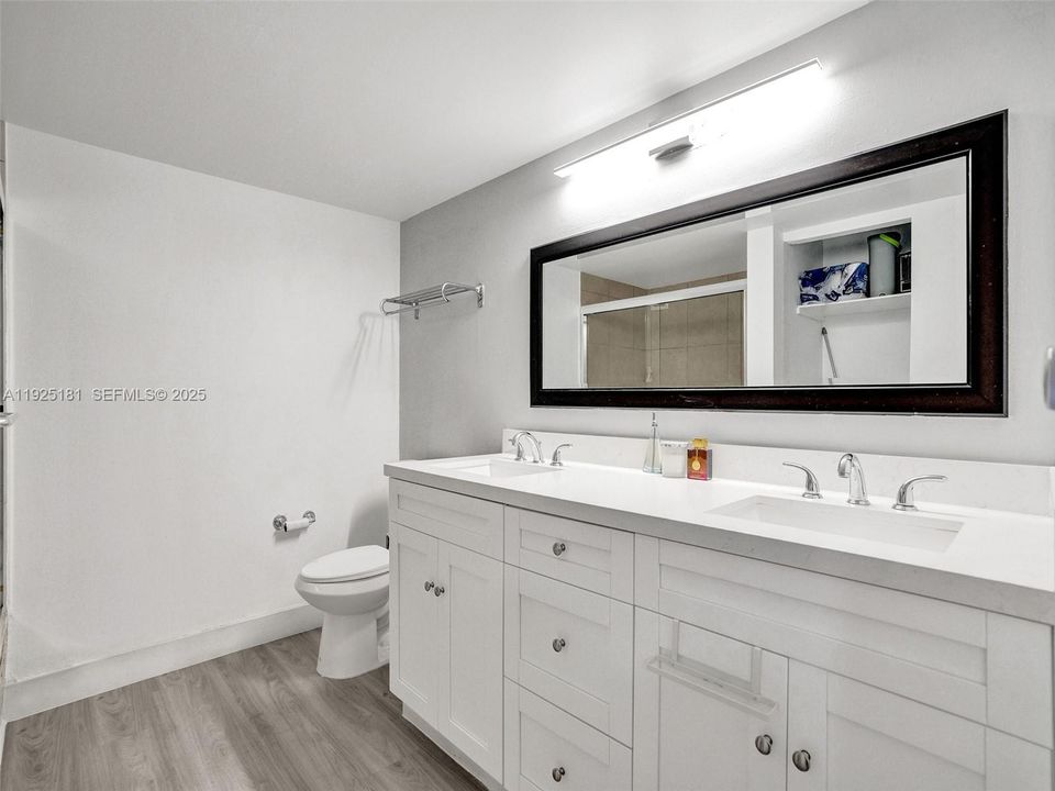 For Sale: $359,900 (3 beds, 2 baths, 1430 Square Feet)