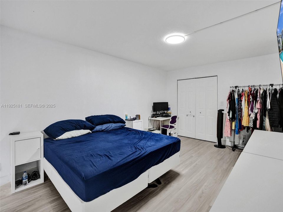 For Sale: $359,900 (3 beds, 2 baths, 1430 Square Feet)