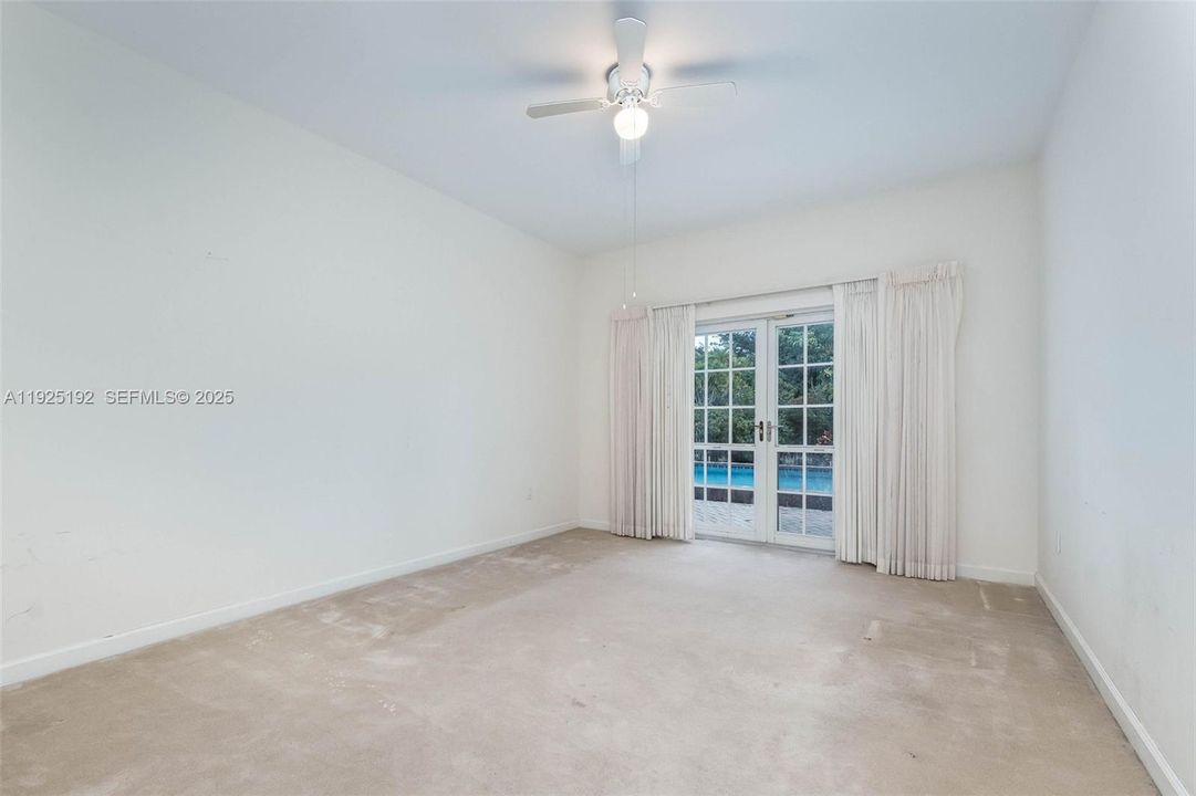 For Sale: $1,200,000 (4 beds, 3 baths, 3350 Square Feet)