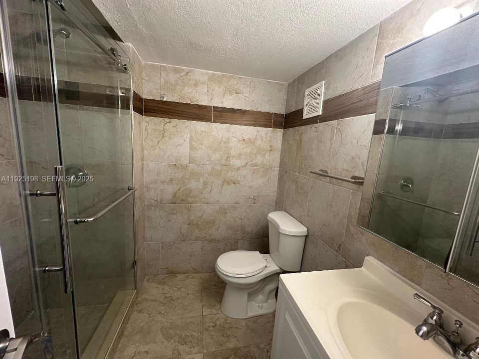For Rent: $2,950 (3 beds, 2 baths, 0 Square Feet)