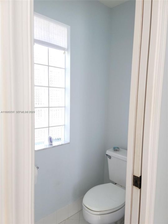 For Sale: $665,000 (3 beds, 2 baths, 1505 Square Feet)