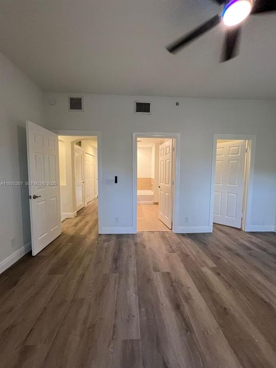 For Rent: $3,200 (3 beds, 2 baths, 2268 Square Feet)