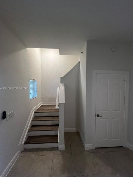 For Rent: $3,200 (3 beds, 2 baths, 2268 Square Feet)