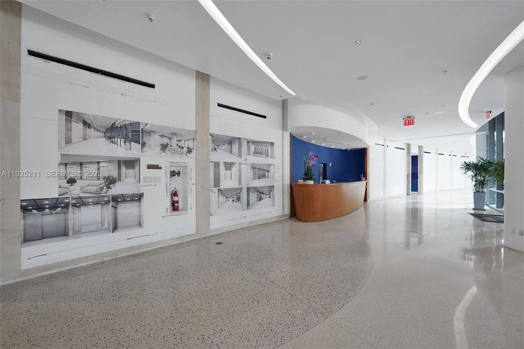 For Sale: $525,000 (1 beds, 1 baths, 773 Square Feet)