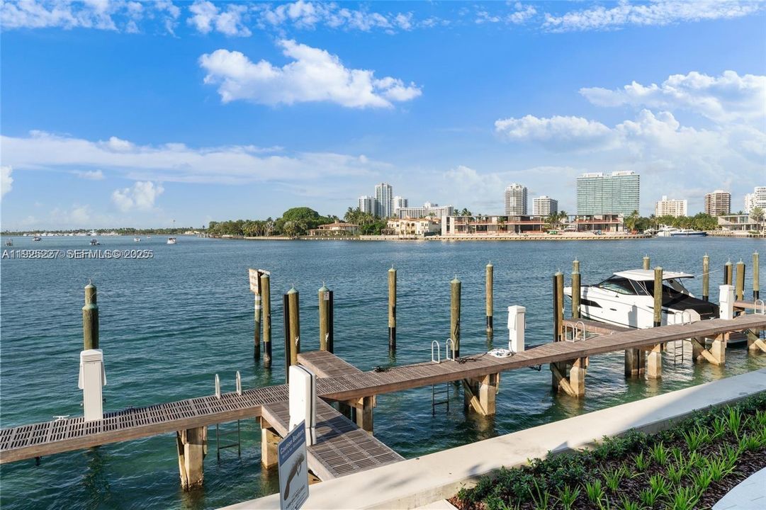 For Rent: $12,500 (2 beds, 3 baths, 2109 Square Feet)