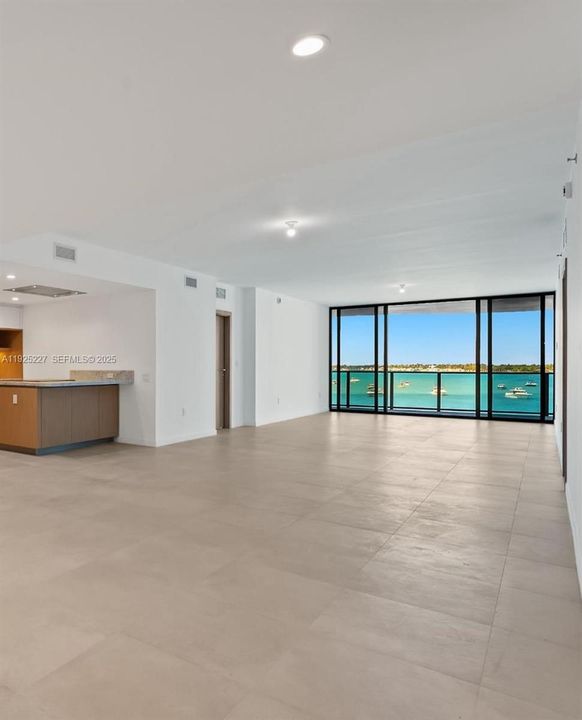 For Rent: $12,500 (2 beds, 3 baths, 2109 Square Feet)