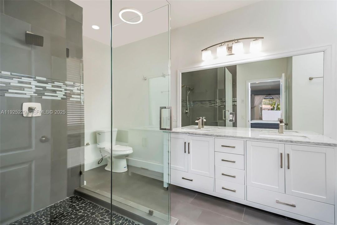 En Renta: $4,750 (3 camas, 3 baños, 1998 Pies cuadrados)