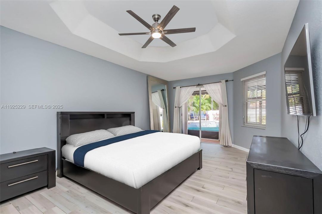 En Renta: $4,750 (3 camas, 3 baños, 1998 Pies cuadrados)