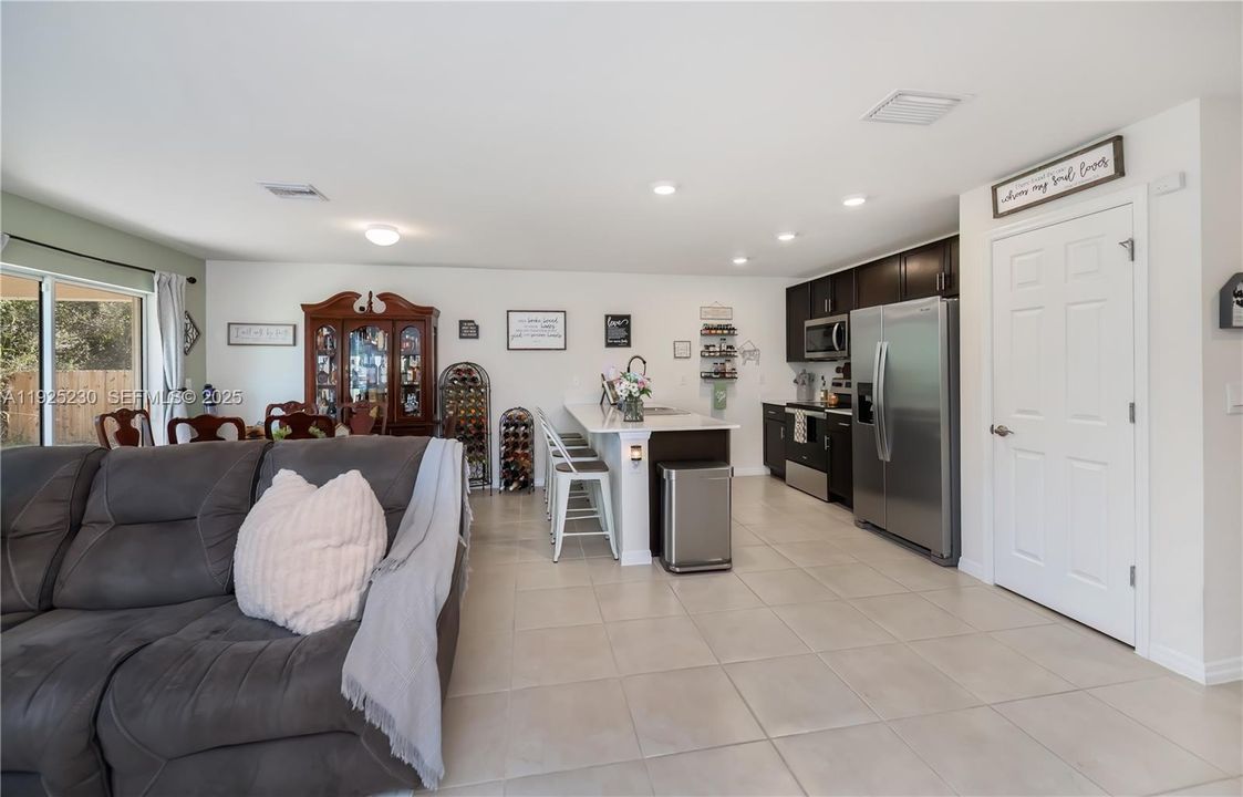 For Sale: $304,900 (4 beds, 2 baths, 0 Square Feet)
