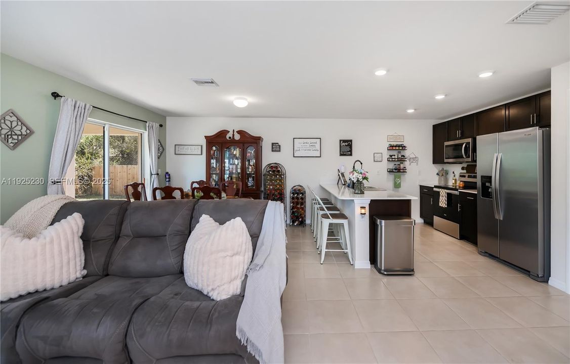 For Sale: $304,900 (4 beds, 2 baths, 0 Square Feet)