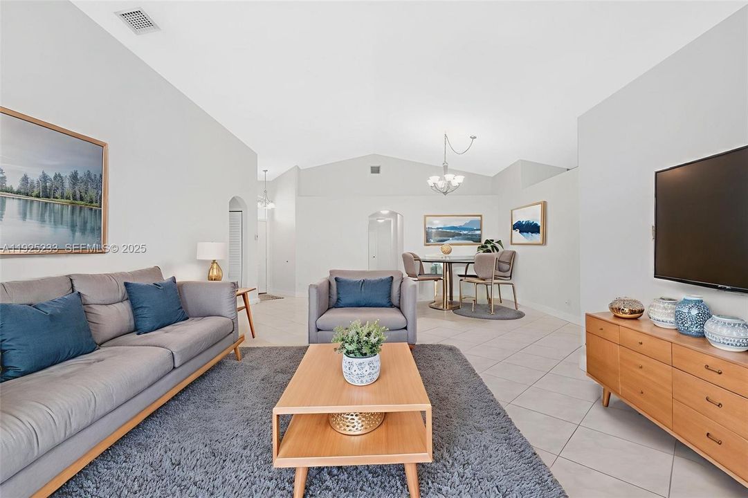 For Sale: $738,900 (4 beds, 2 baths, 2098 Square Feet)