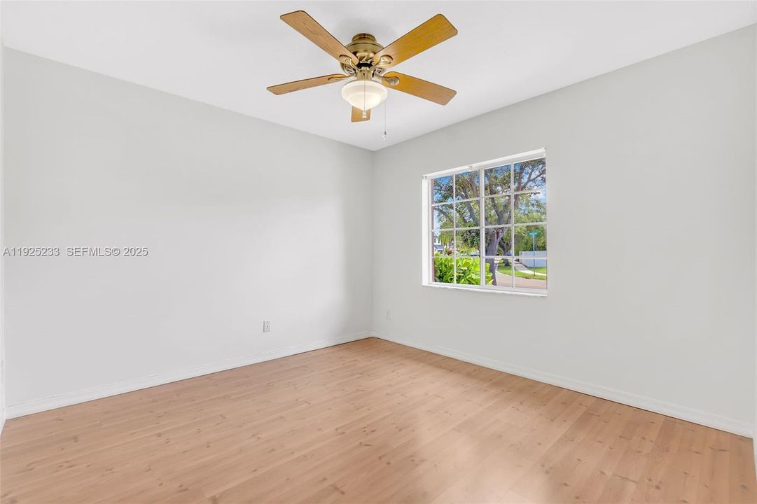 For Sale: $738,900 (4 beds, 2 baths, 2098 Square Feet)