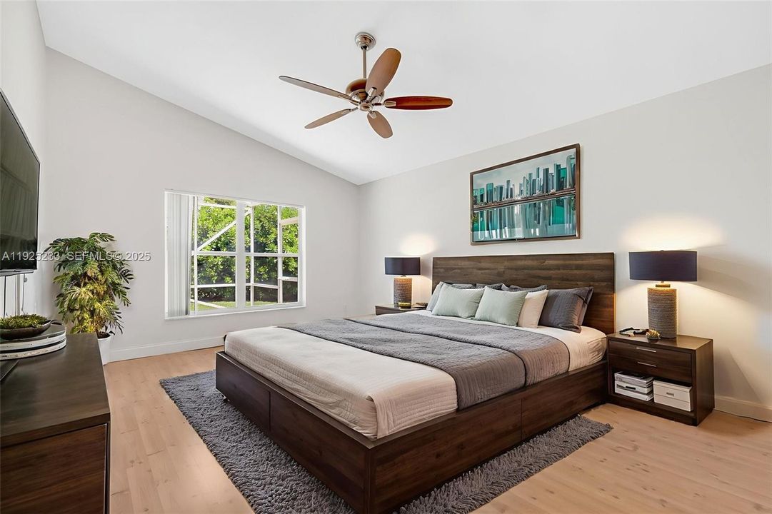 For Sale: $738,900 (4 beds, 2 baths, 2098 Square Feet)